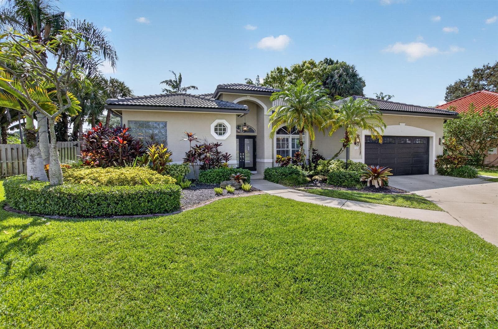 1365 E Barwick Ranch Circle, Delray Beach, FL 33445 photo 2