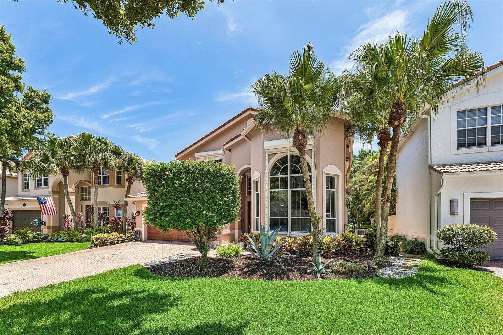 4858 S Classical Boulevard, Delray Beach, FL 33445 photo 2