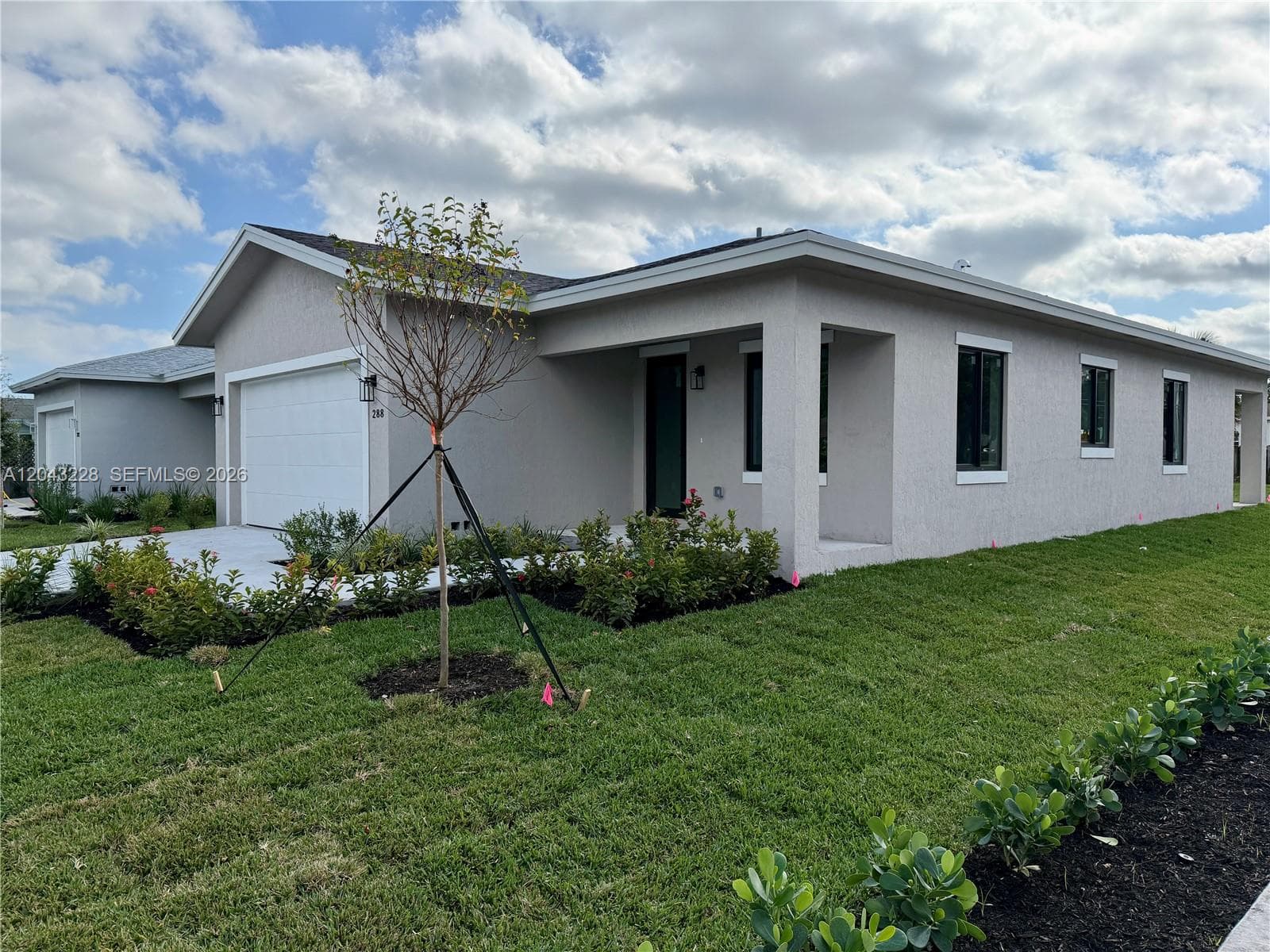 288 SW 2nd Ct, Deerfield Beach, FL 33441 photo 2