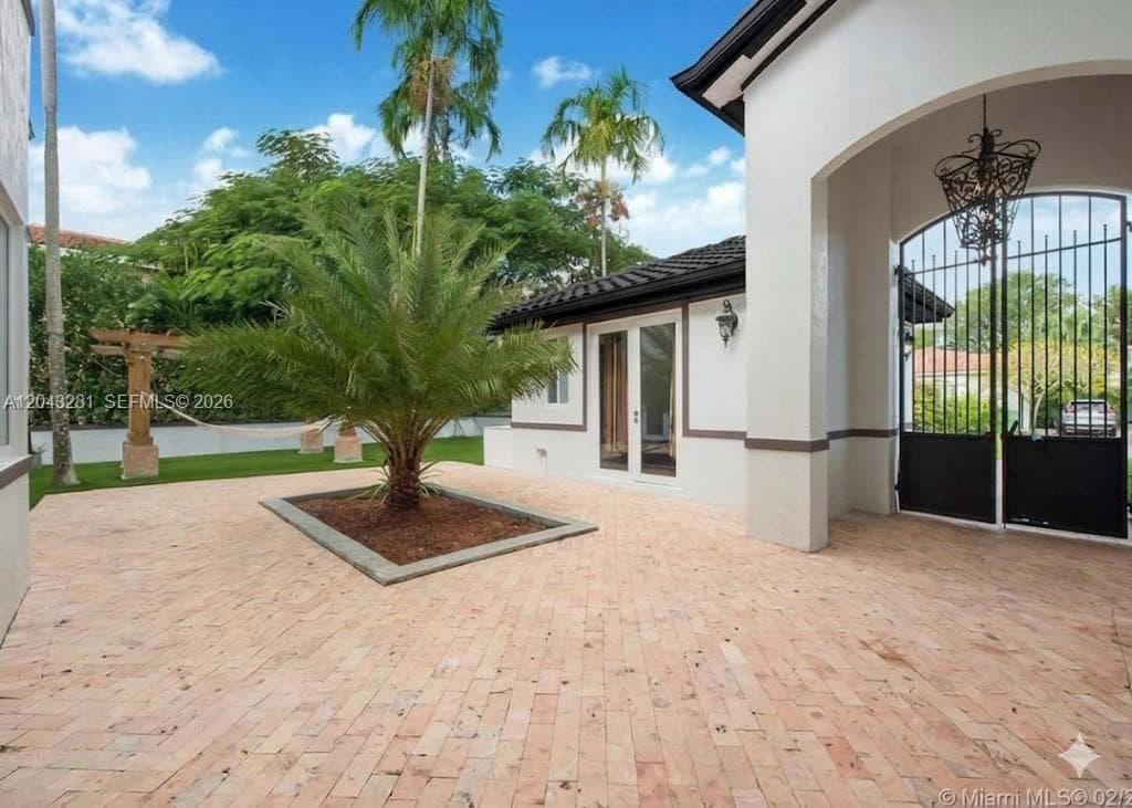 8164 SW 171st St, Palmetto Bay, FL 33157 photo 3