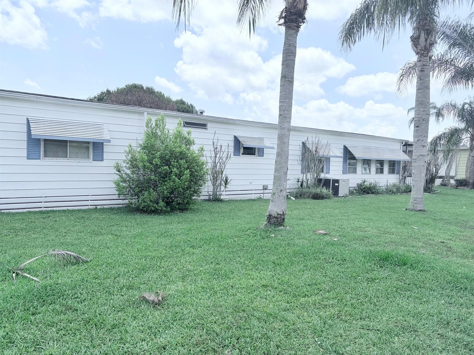 52 Camino Del Rio, Port St. Lucie, FL 34952 photo 2