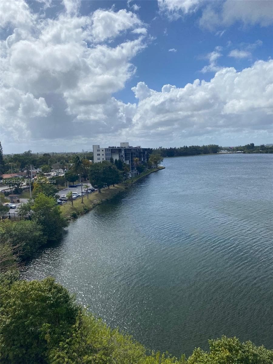 1301 NE Miami Gardens Dr # 701W, Miami, FL 33179 photo 4