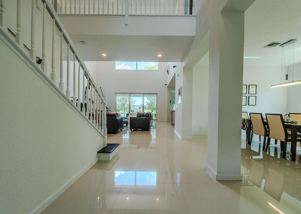 163 Bella Vista Way, Royal Palm Beach, FL 33411 photo 3
