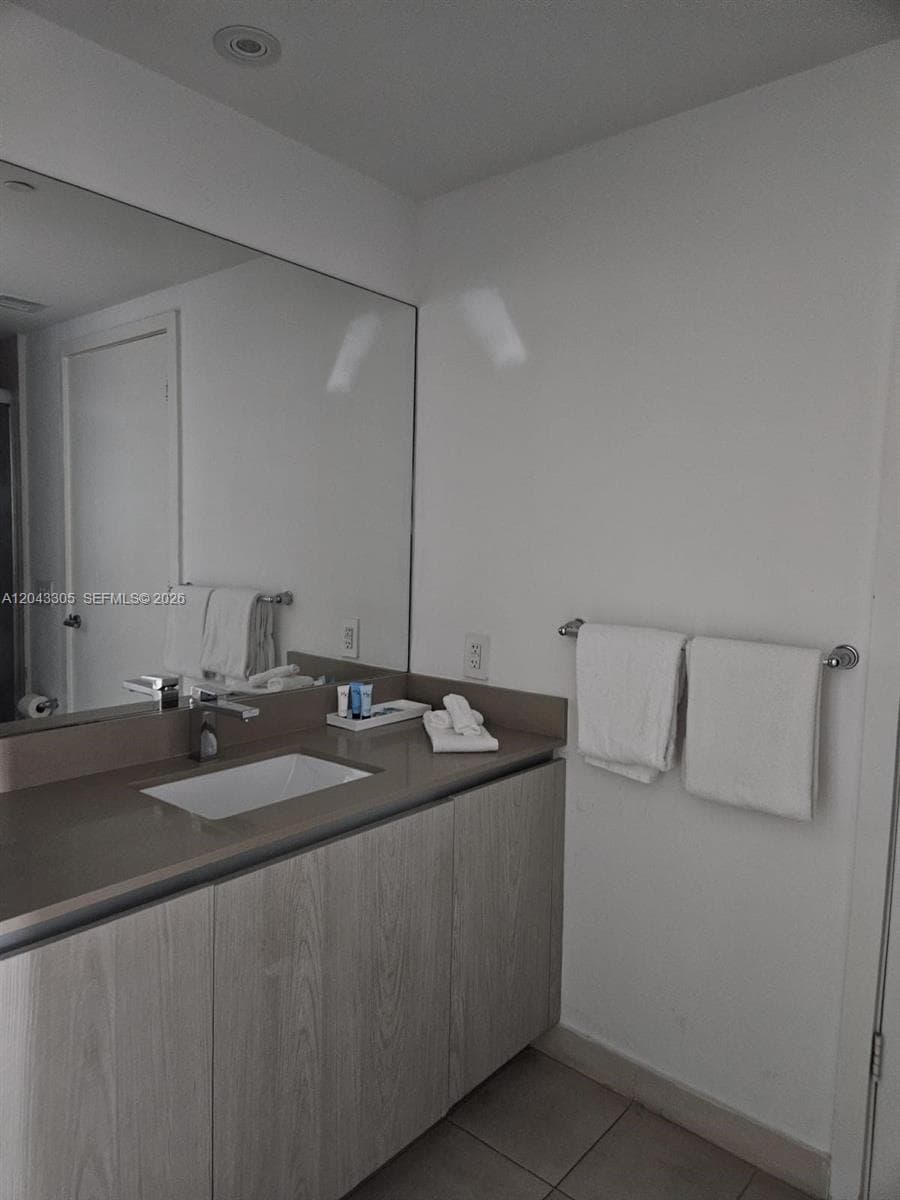 4111 S Ocean Dr # 1204, Hollywood, FL 33019 photo 2