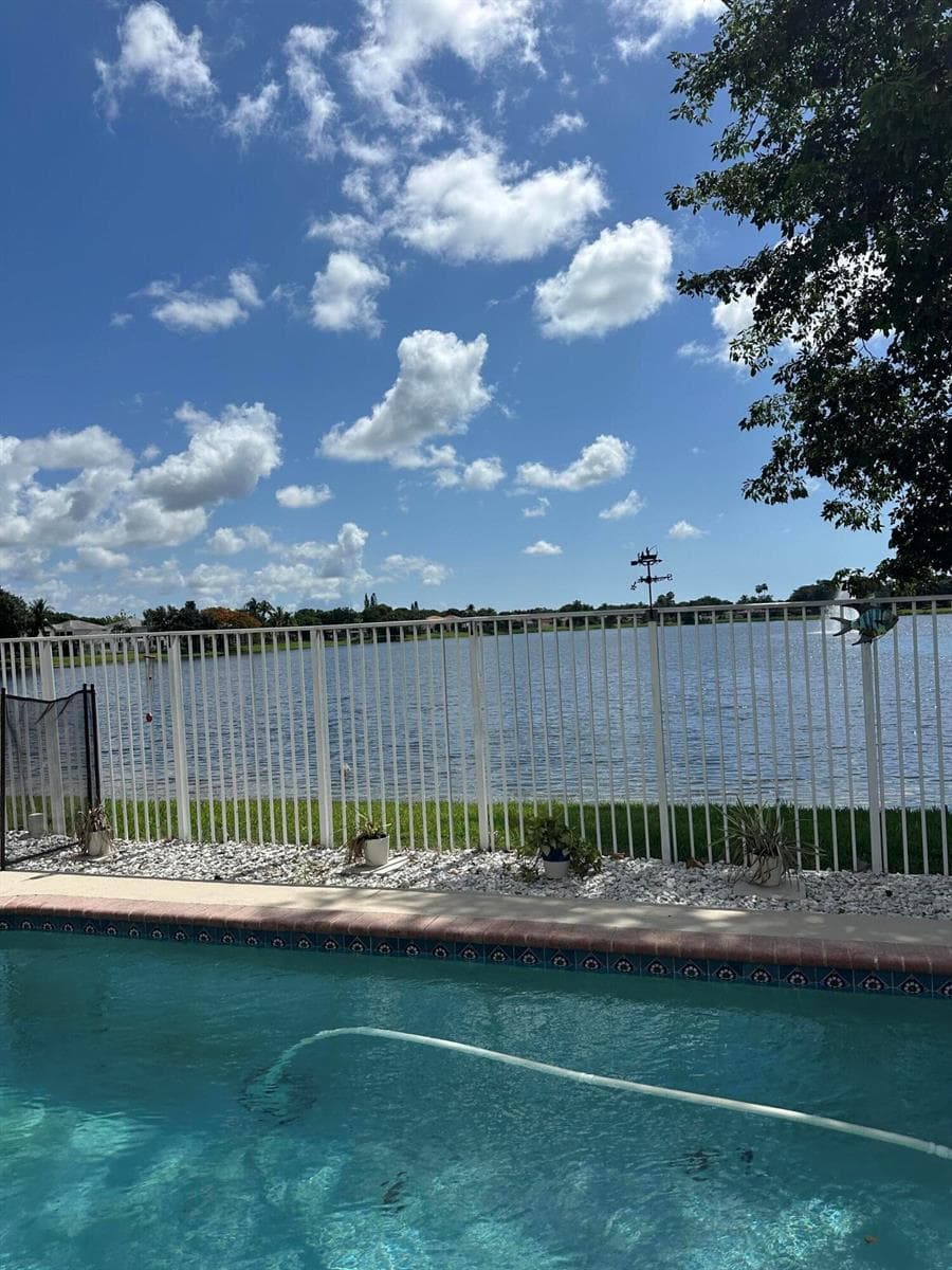 5220 NW 53rd Avenue, Coconut Creek, FL 33073 photo 3