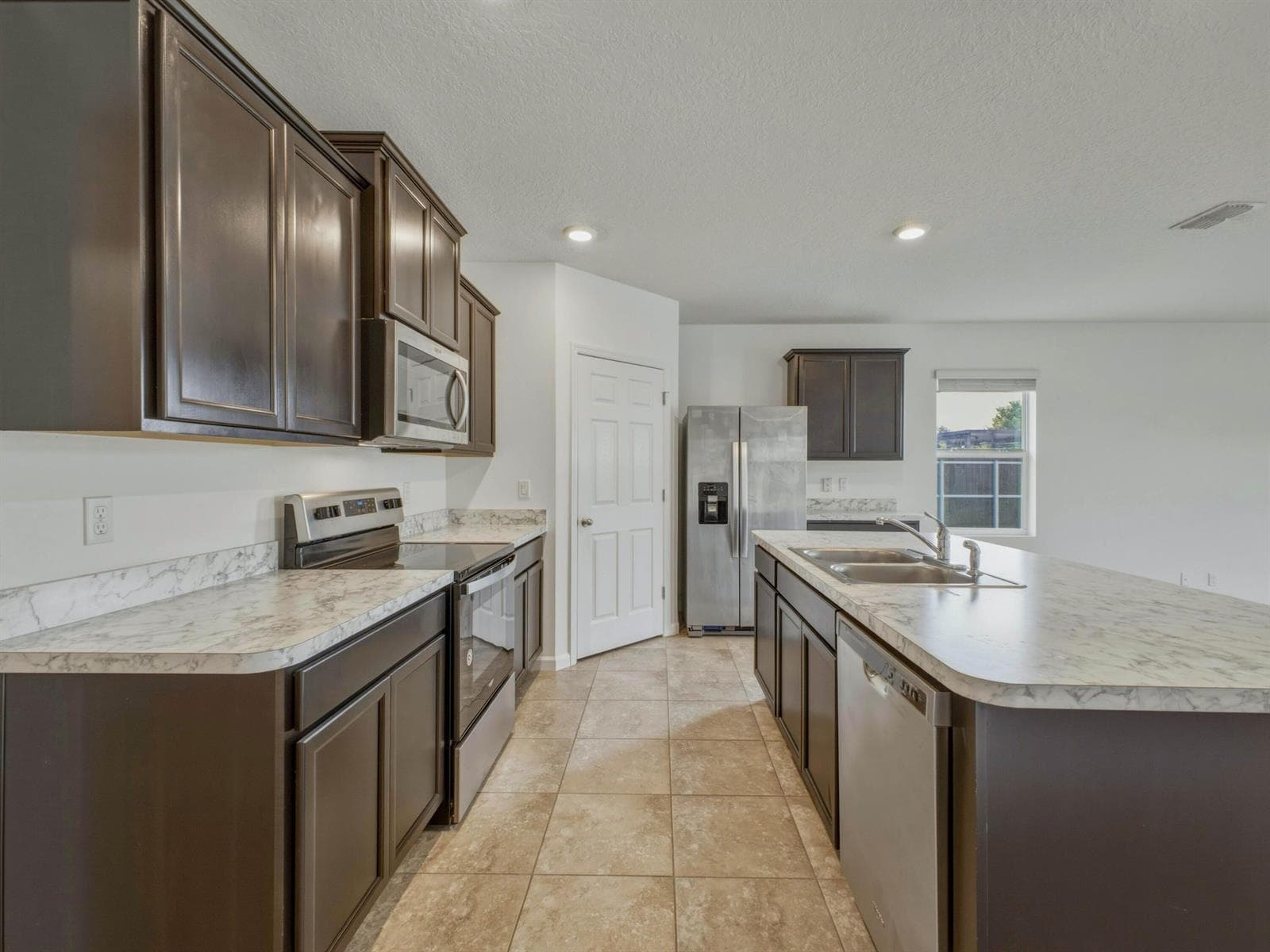 718 SW Crean Terrace SW, Port St. Lucie, FL 34953 photo 5