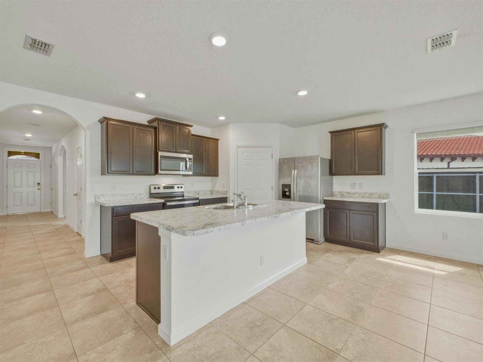 718 SW Crean Terrace SW, Port St. Lucie, FL 34953 photo 4