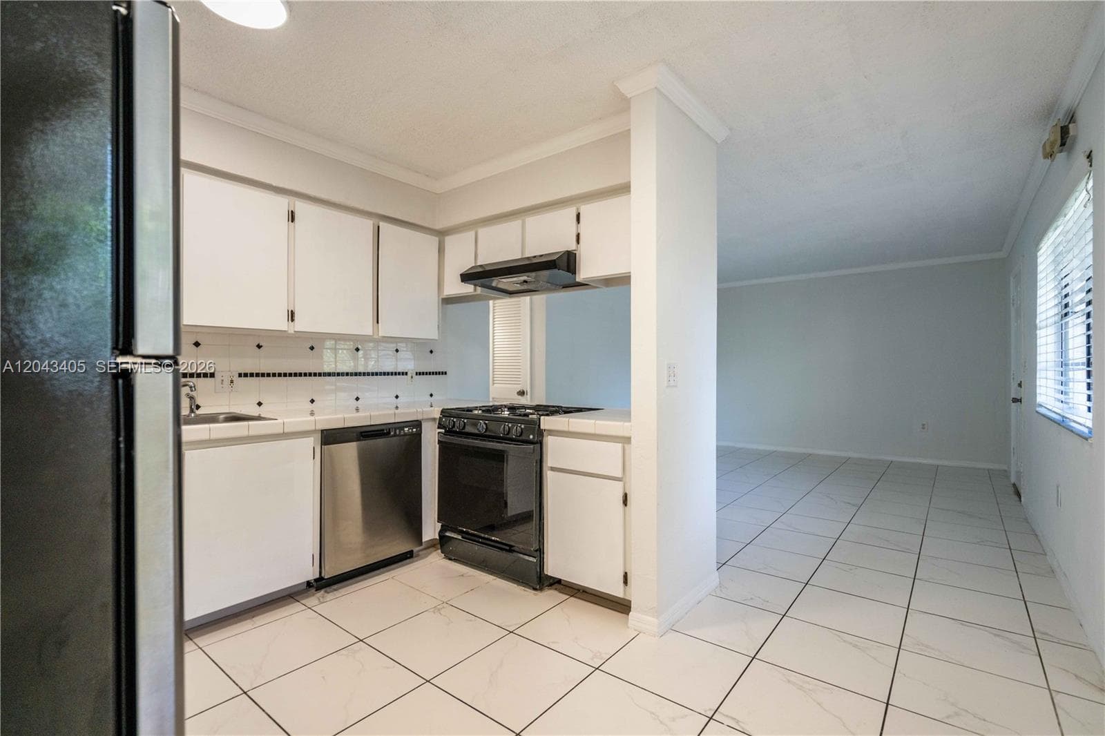 3265 Virginia St # 18, Miami, FL 33133 photo 5
