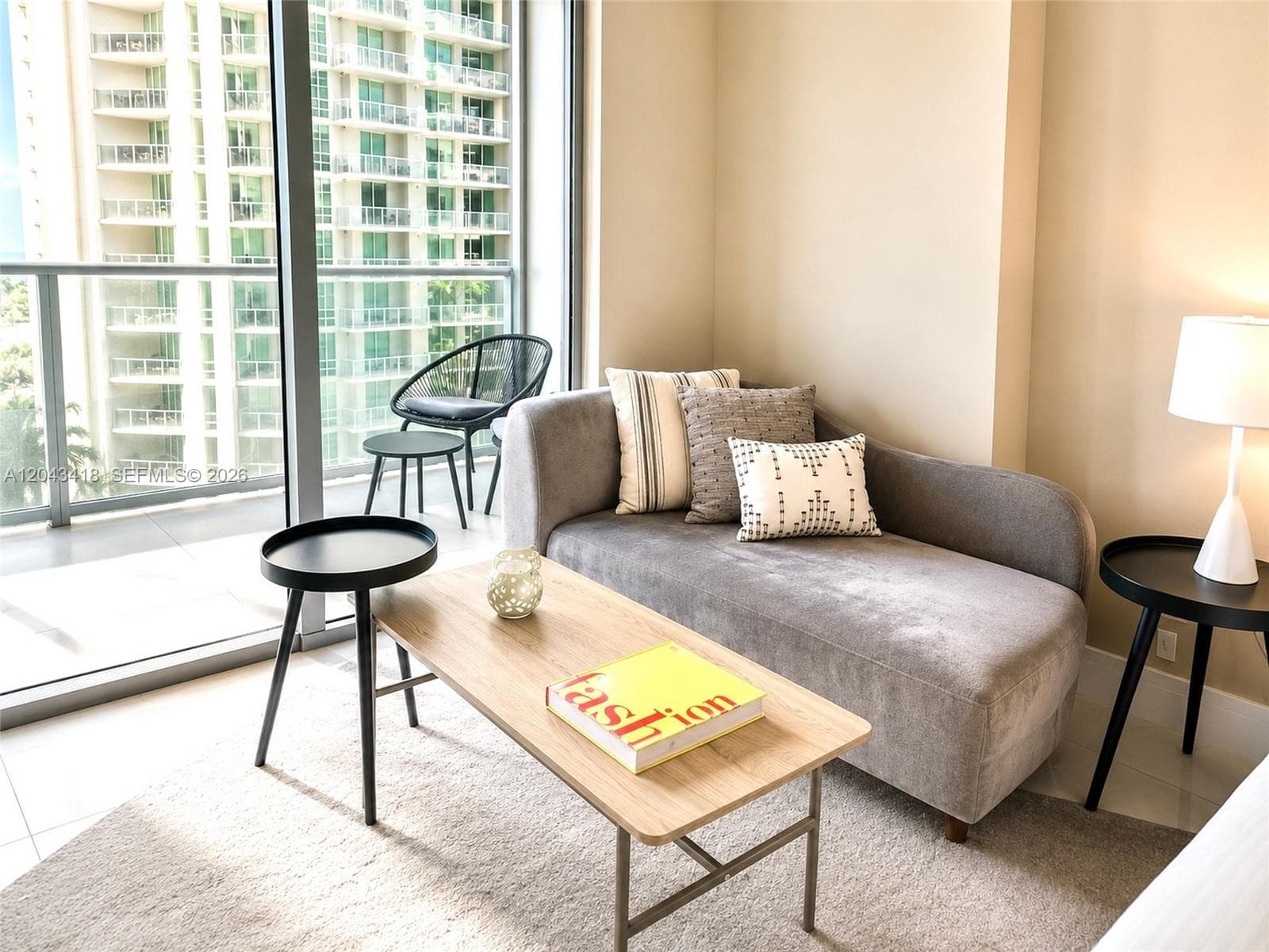 1300 Brickell Bay Dr # 1806, Miami, FL 33131 photo 3