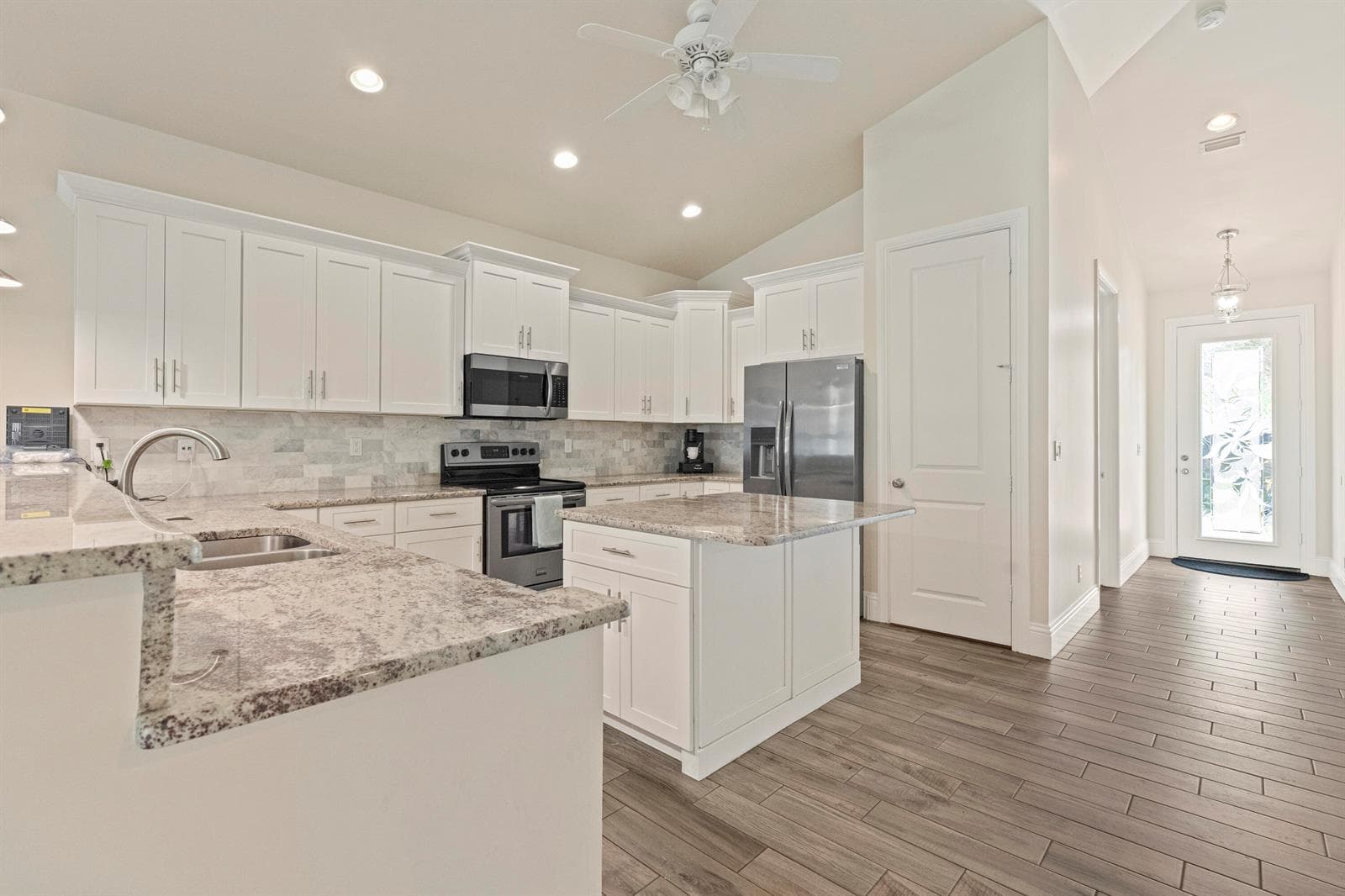 1006 SW 34th Terrace, Palm City, FL 34990 photo 4