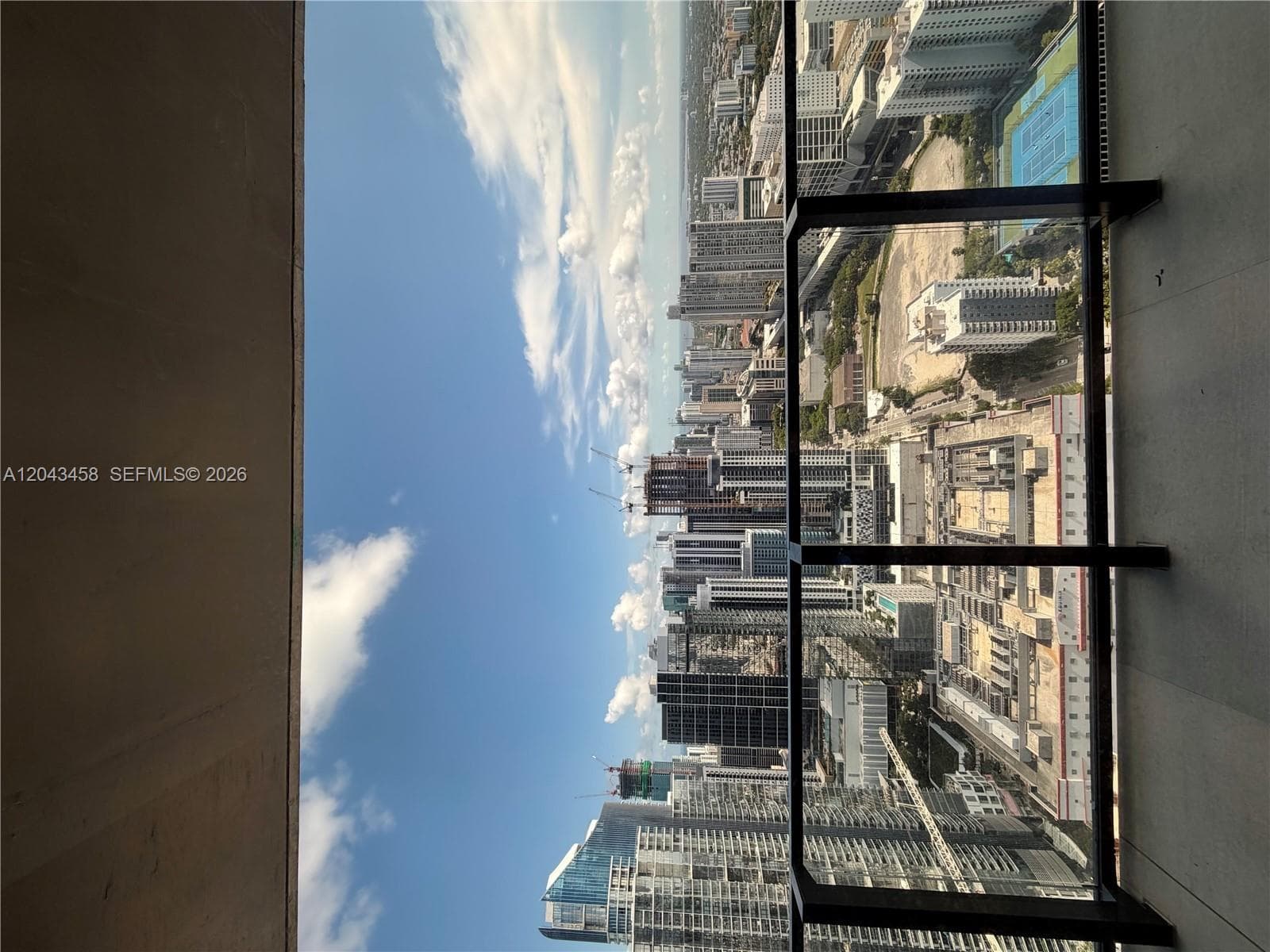 20 NE 11th St # 5103, Miami, FL 33132 photo 4