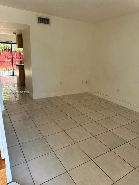 1819 SW 107th Ave # 1904, Miami, FL 33165 photo 4