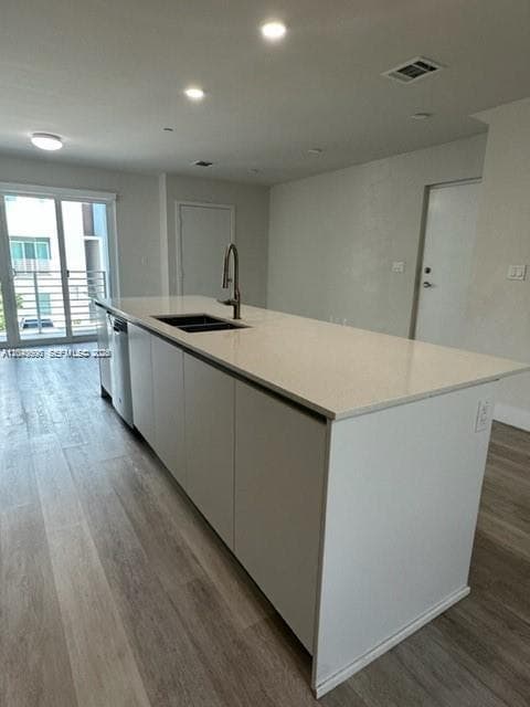 2561 NE 193rd St # 1208, Miami, FL 33180 photo 5