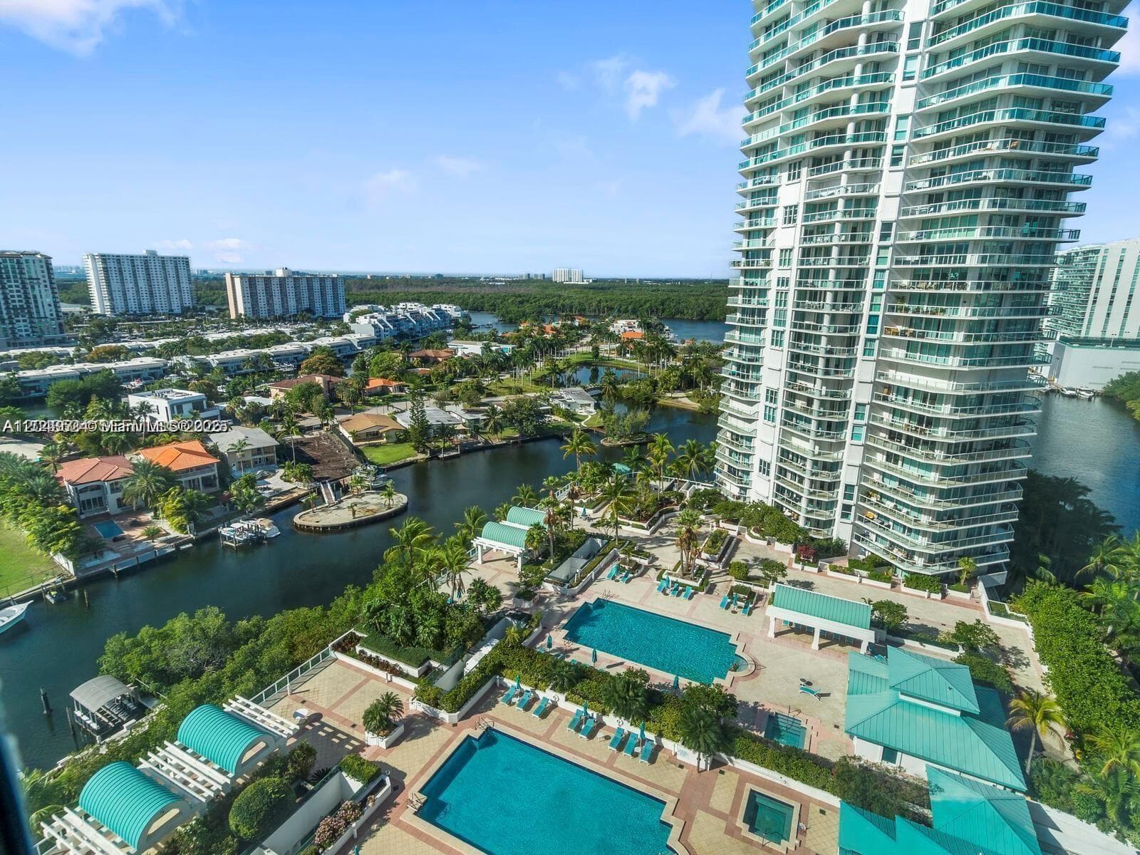 16400 Collins Ave # 942, Sunny Isles Beach, FL 33160 photo 2