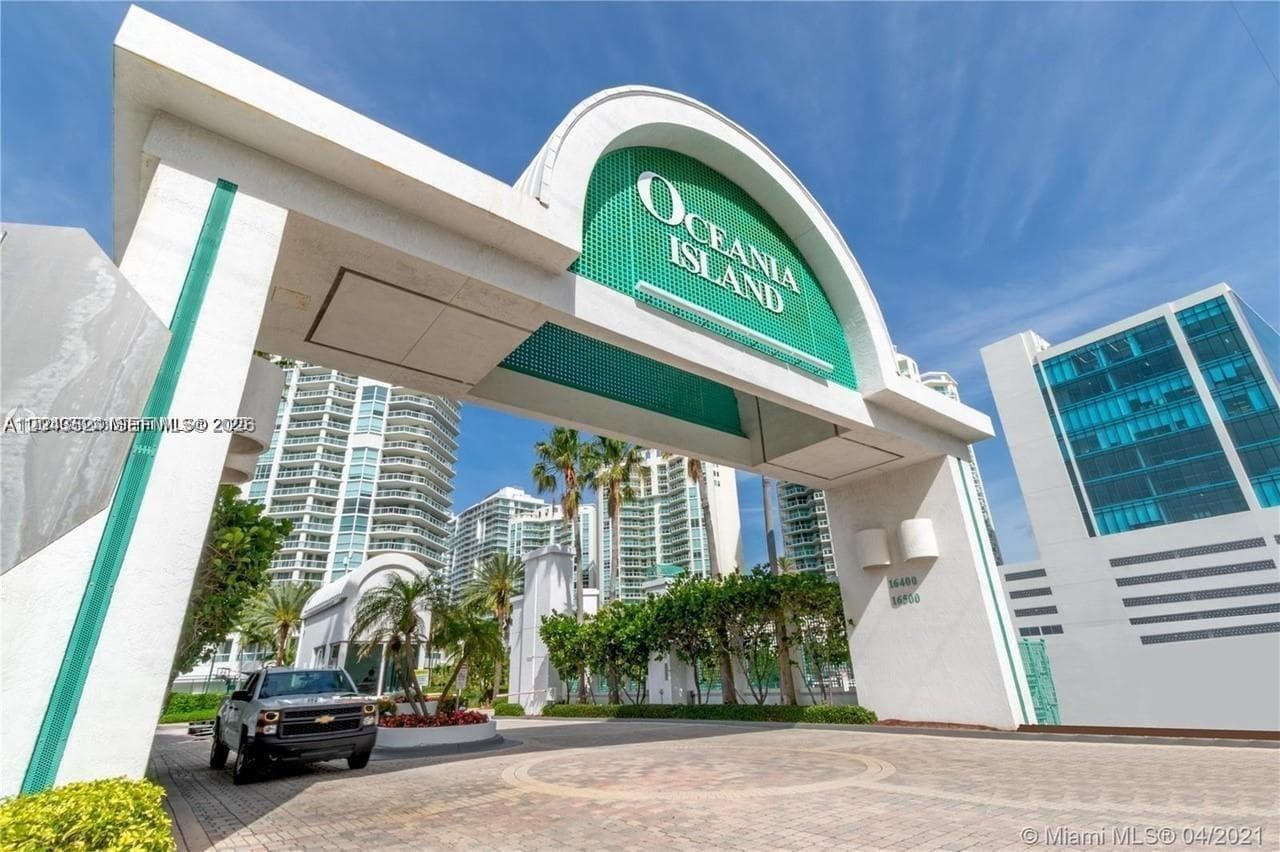 16400 Collins Ave # 942, Sunny Isles Beach, FL 33160 photo 4