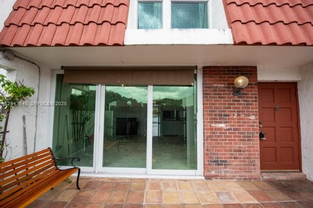 13949 SW 84th St # 801, Miami, FL 33183