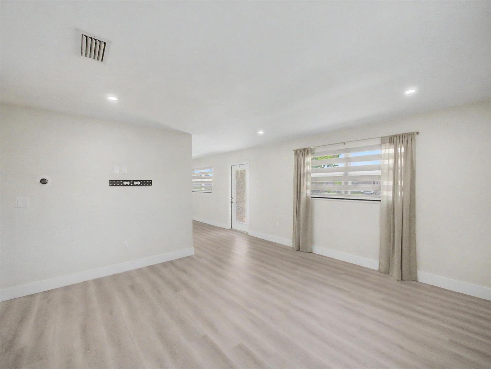 9298 Birmingham Drive, Palm Beach Gardens, FL 33410 photo 3