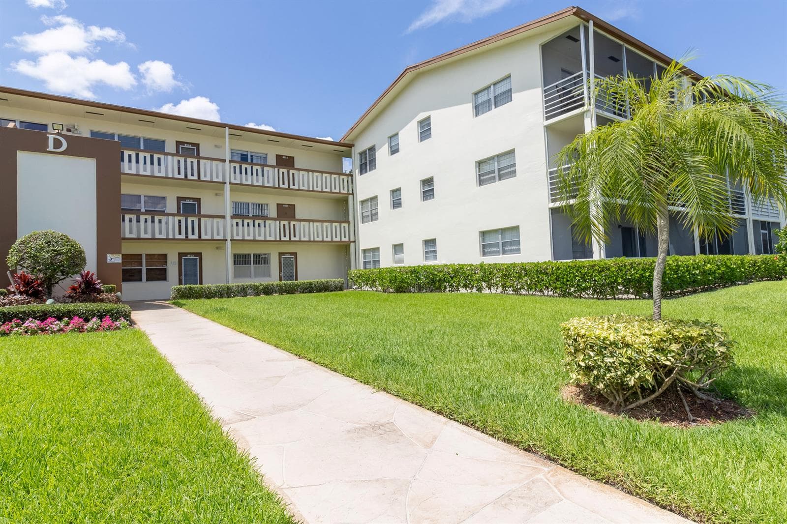 158 Mansfield D Drive, Boca Raton, FL 33434 photo 2