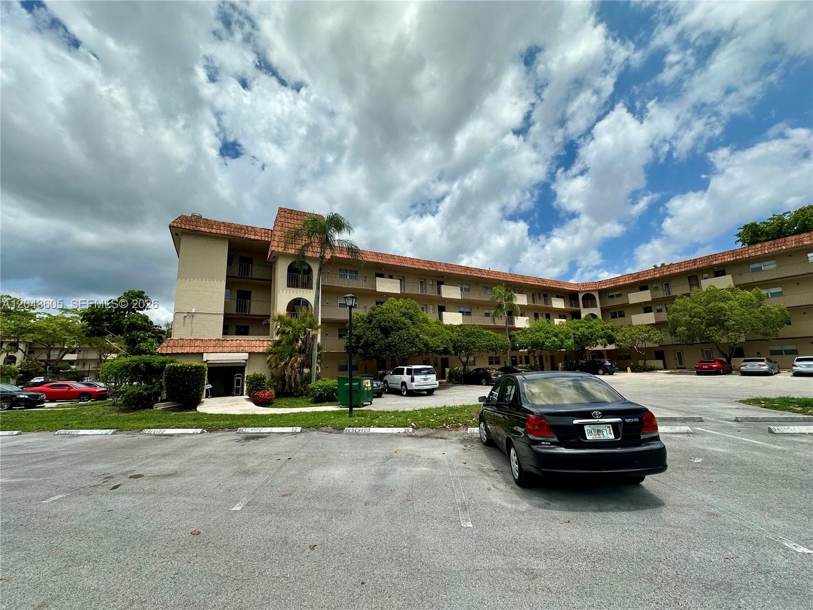 6201 N Falls Cir Dr # 212, Lauderhill, FL 33319 photo 3
