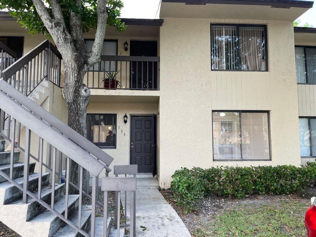 6549 Somerset Drive # 106, Boca Raton, FL 33433