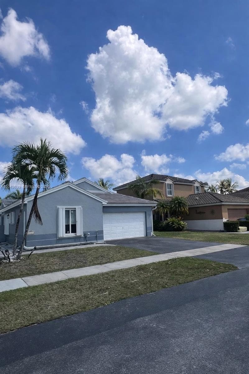 19227 NW 22nd St, Pembroke Pines, FL 33029 photo 4