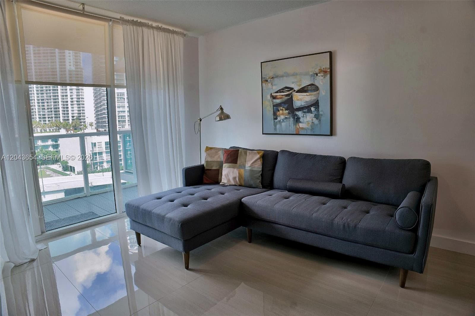31 SE 5th # 1203, Miami, FL 33131 photo 3