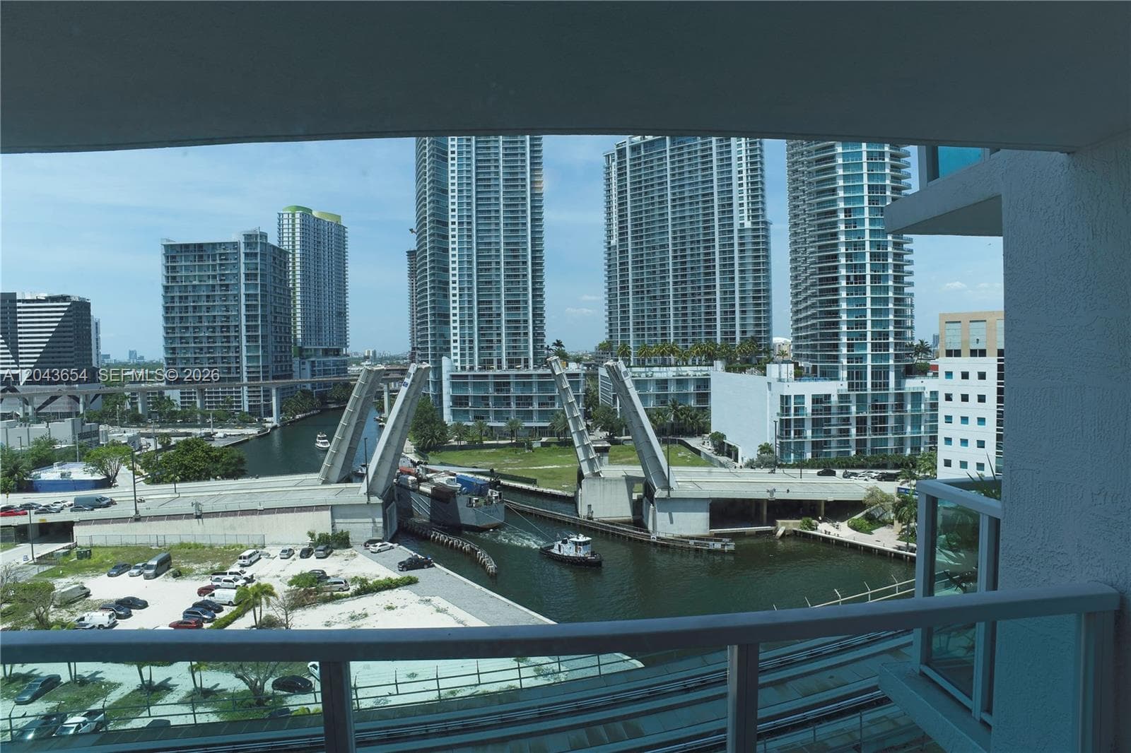 31 SE 5th # 1203, Miami, FL 33131 photo 5