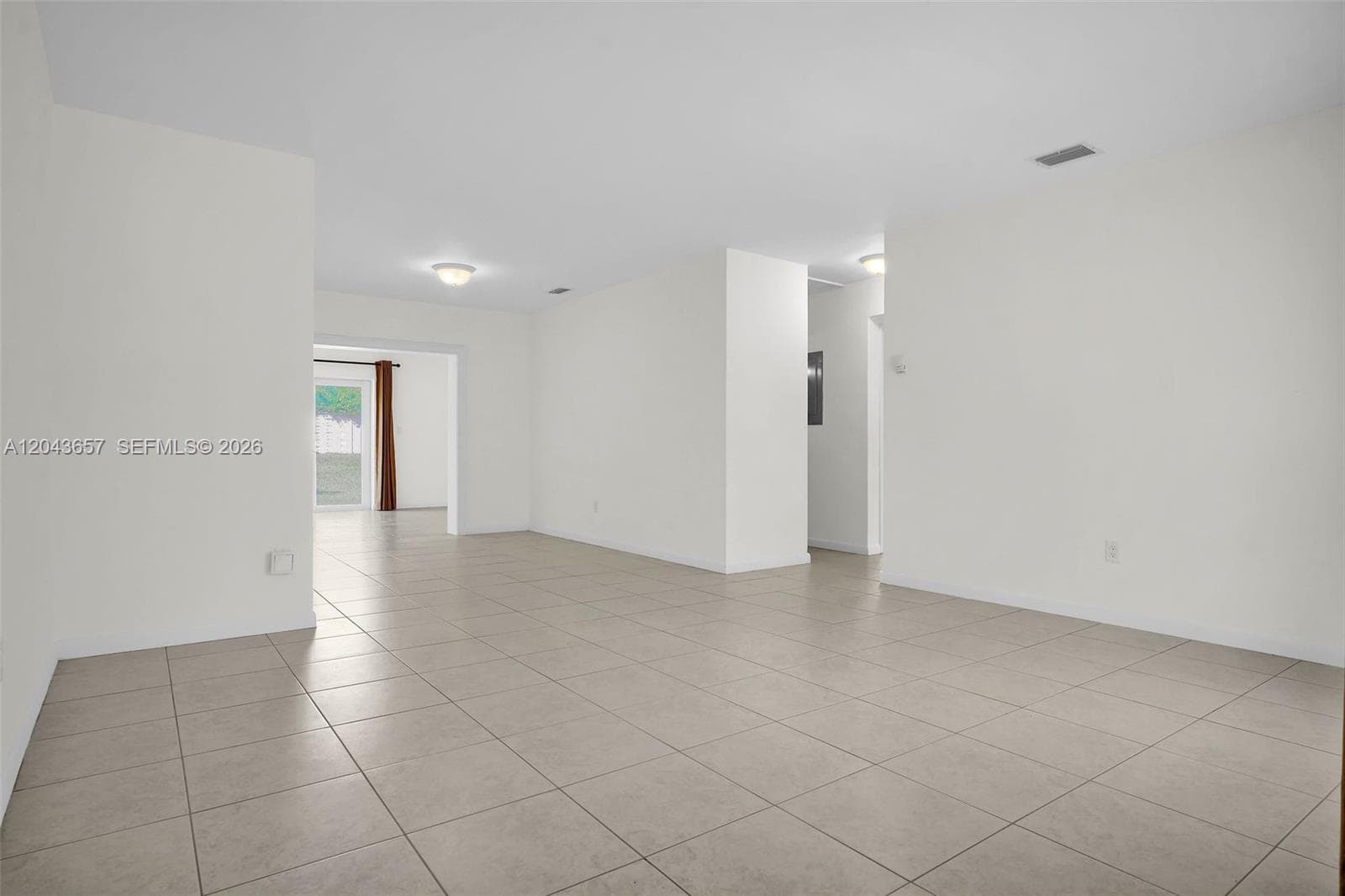 14375 Lake Candlewood Ct, Miami Lakes, FL 33014 photo 4