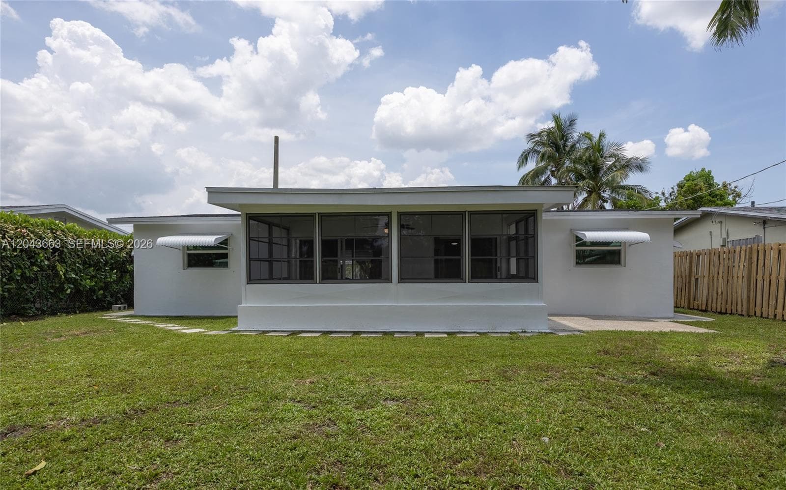 8571 NW 27th Pl, Sunrise, FL 33322 photo 4