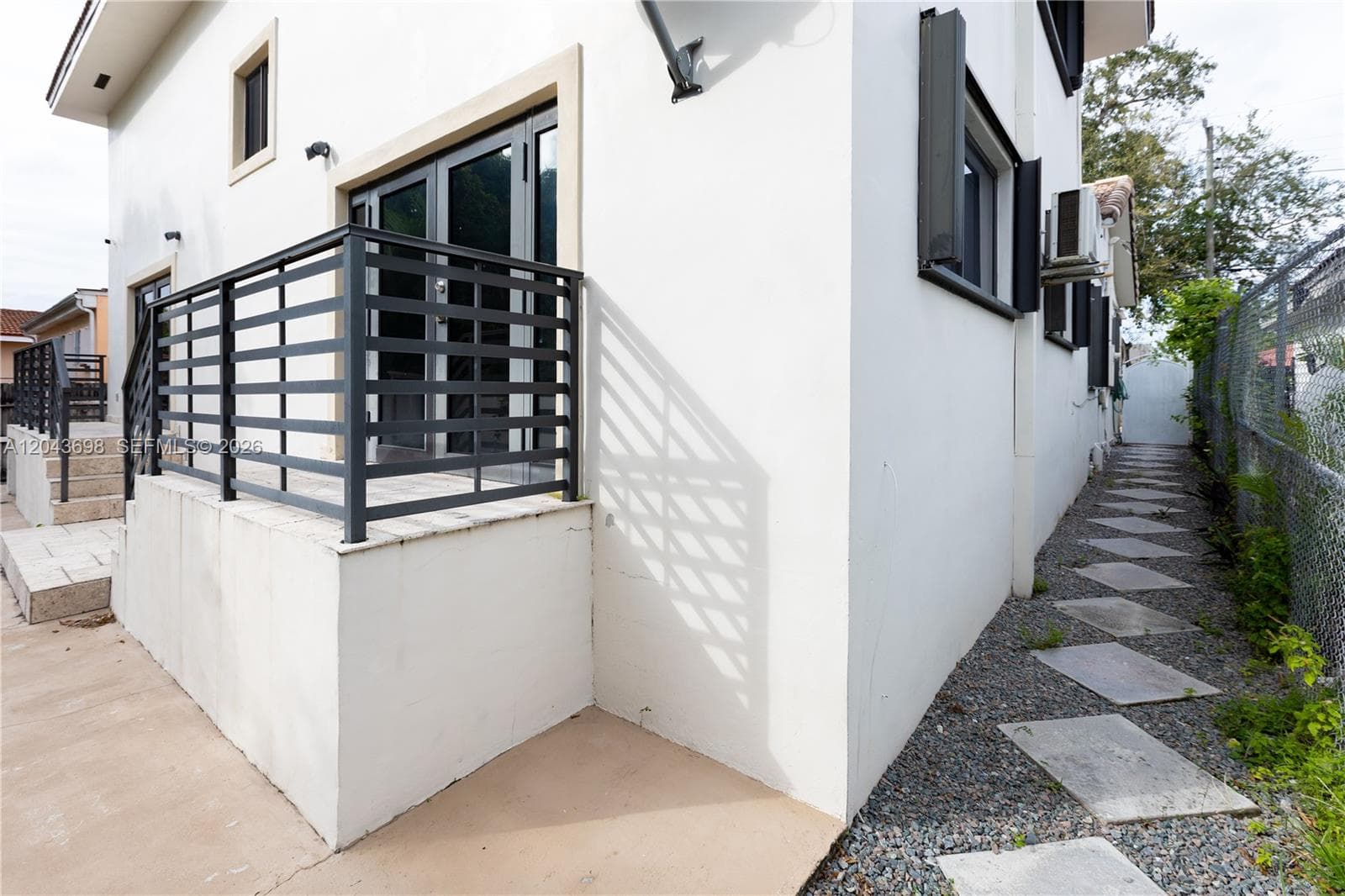 4538 SW 1st St # 3, Miami, FL 33134