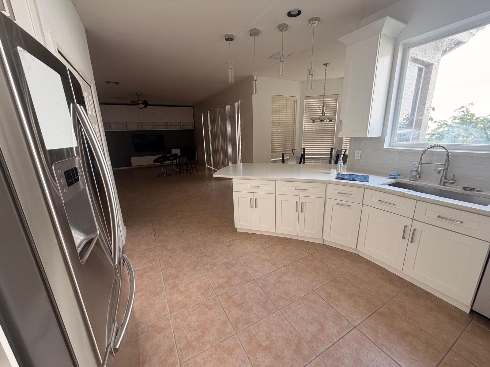 1226 Avondale Lane, West Palm Beach, FL 33409 photo 3