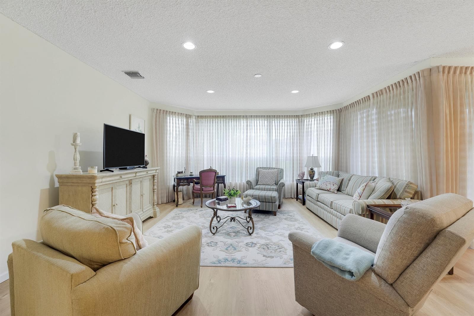 110 Legendary Circle, Palm Beach Gardens, FL 33418 photo 5