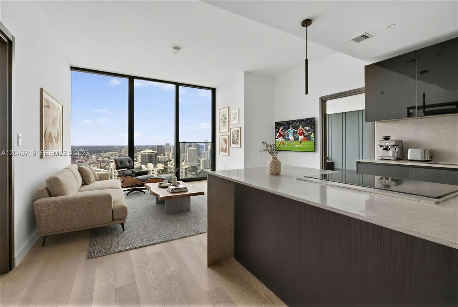 20 NE 11th # 4701, Miami, FL 33132