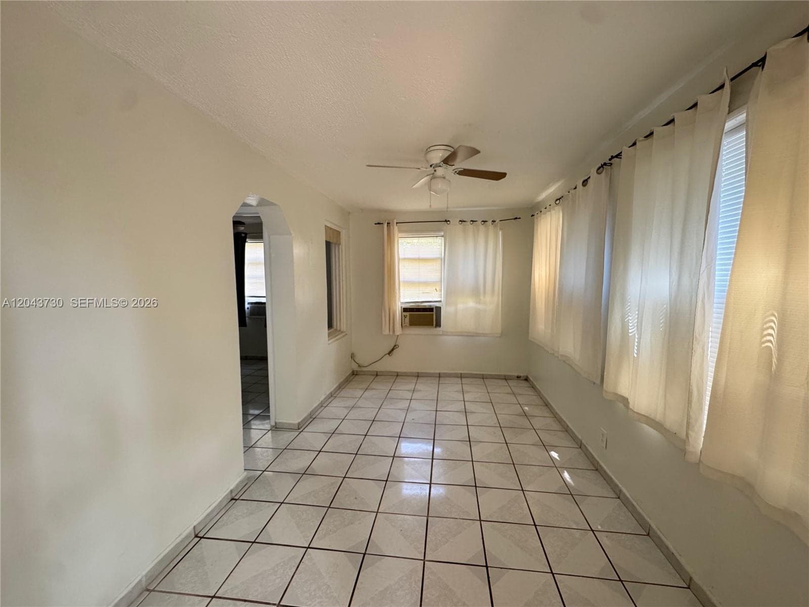 215 Columbus Pkwy, Hollywood, FL 33021 photo 5