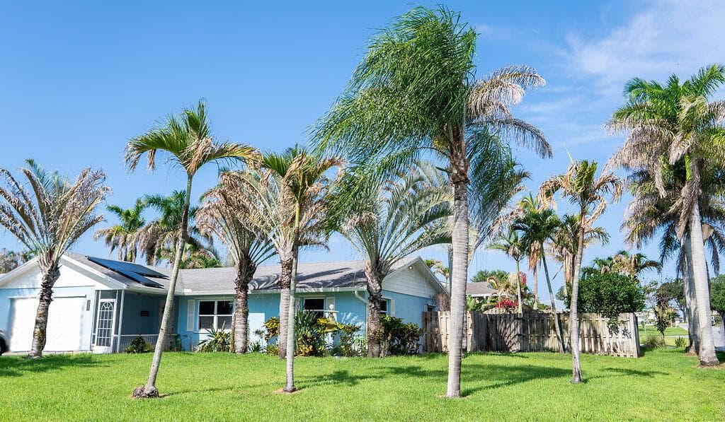 2445 NE 16th Court, Jensen Beach, FL 34957 photo 3
