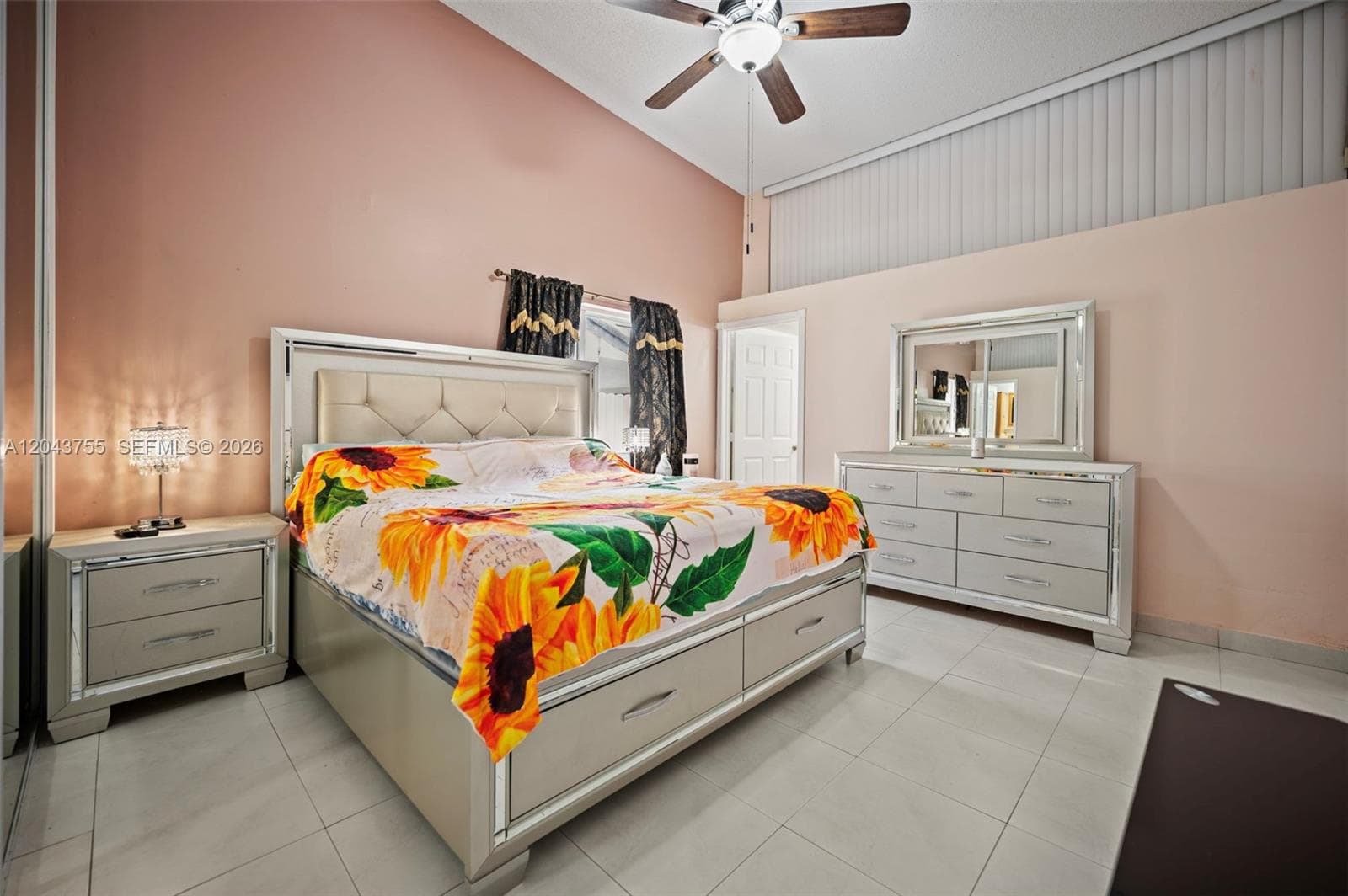 7581 W 29th Way, Hialeah, FL 33018 photo 2