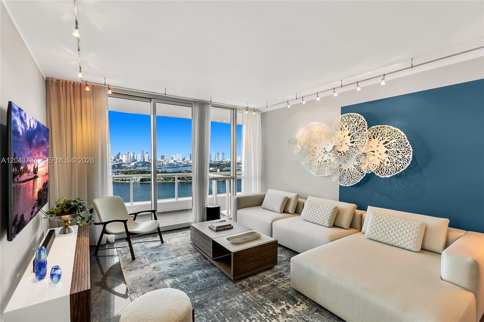 540 West Ave # 2311, Miami Beach, FL 33139 photo 2