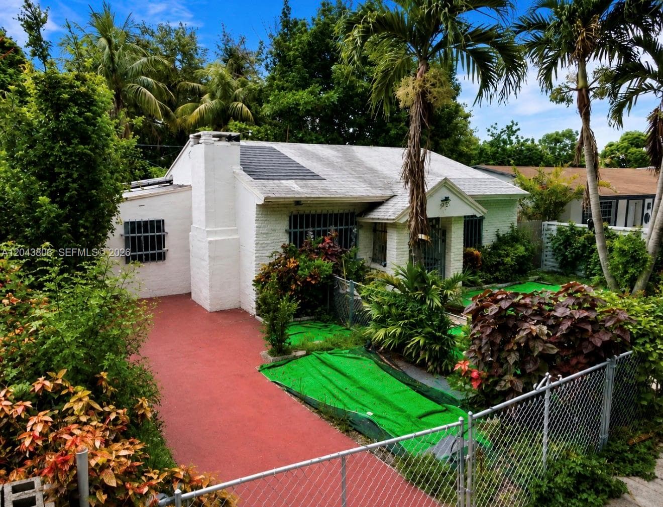 7573 NW 12th Ct, Miami, FL 33147 photo 3