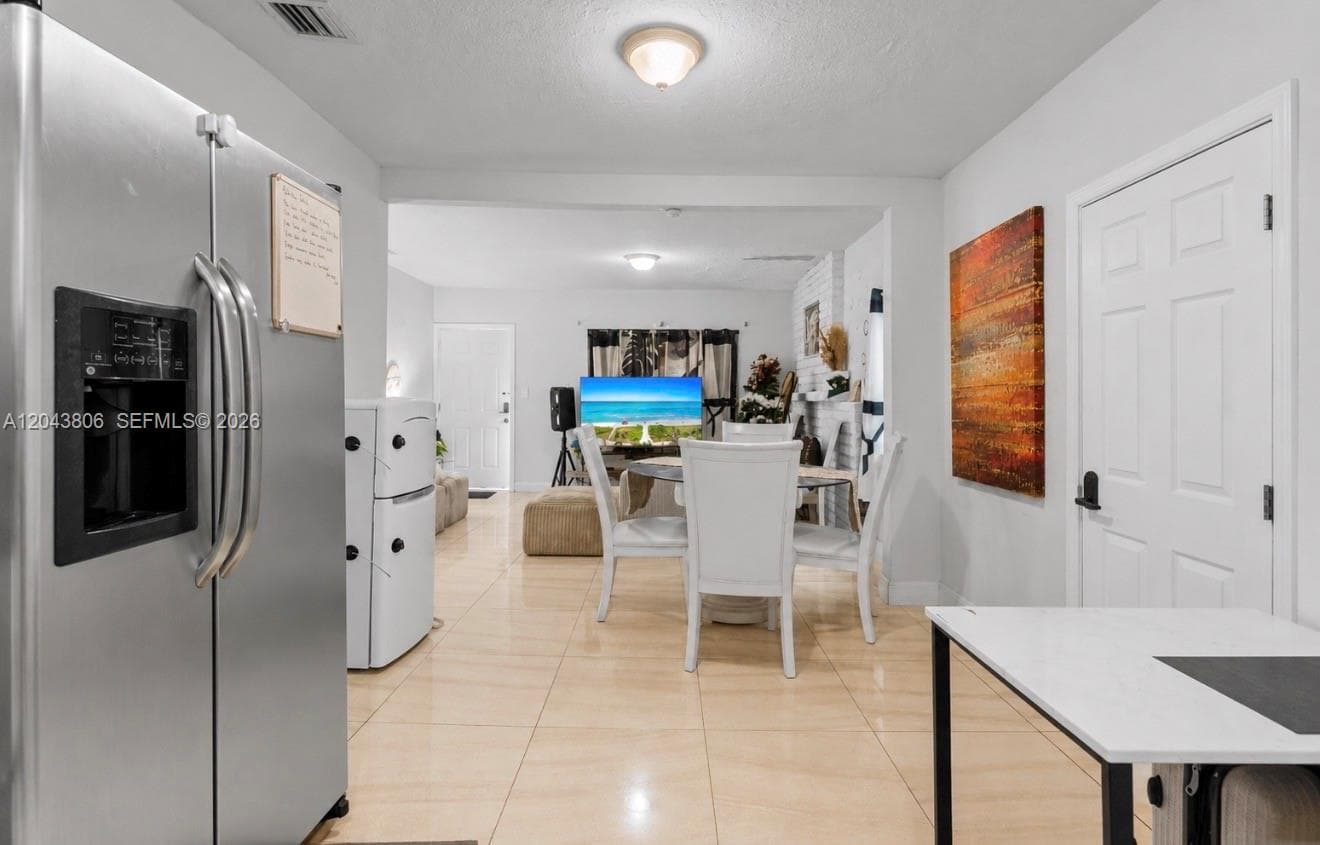 7573 NW 12th Ct, Miami, FL 33147 photo 5