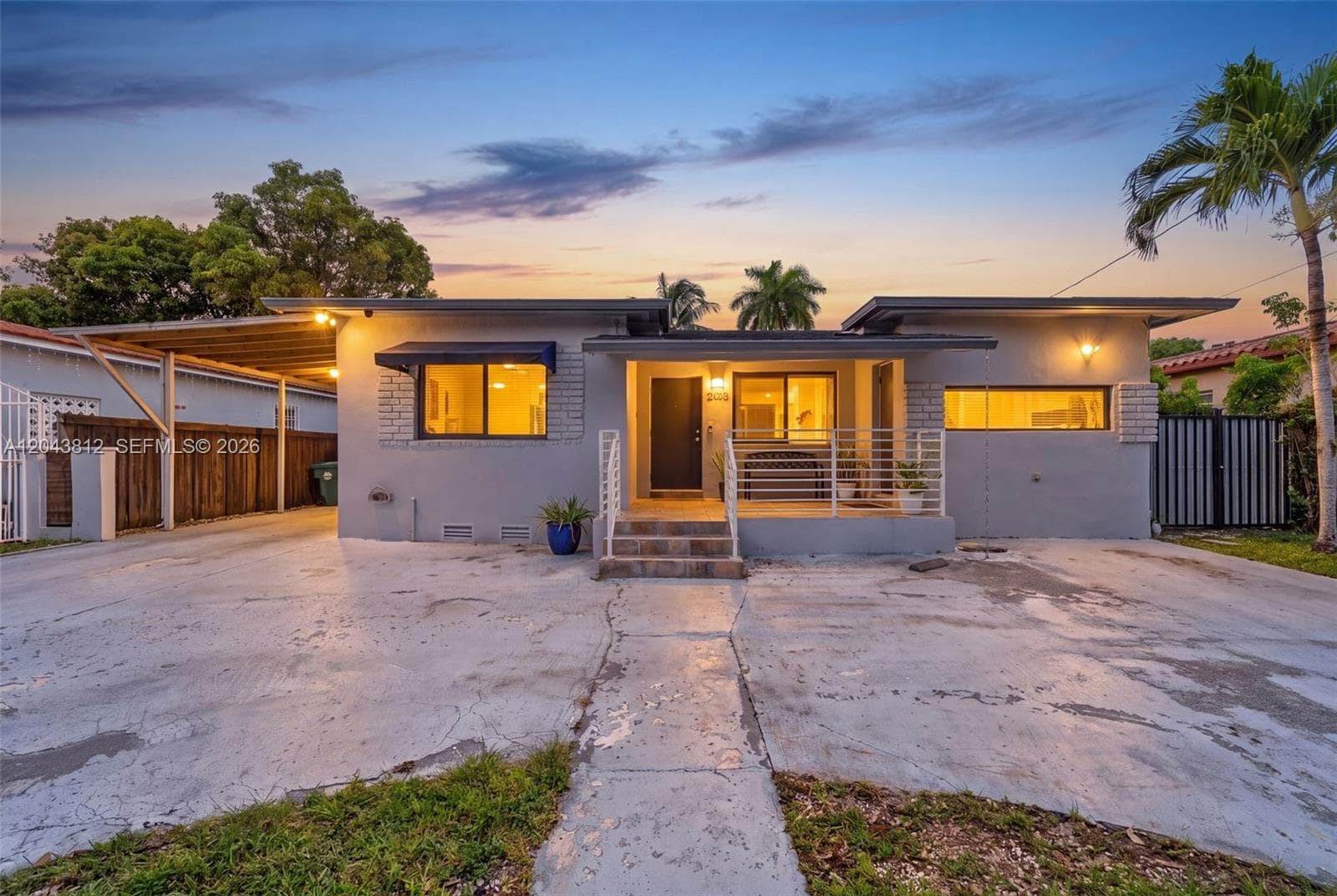 2360 SW 2nd St, Miami, FL 33135 photo 2
