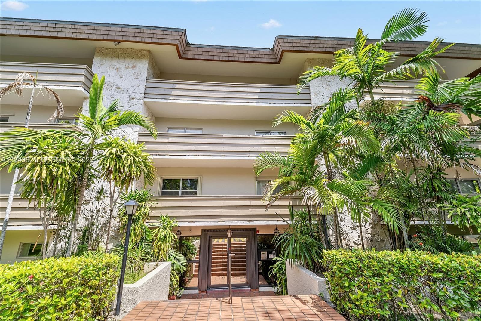 1205 Mariposa Ave # 307, Coral Gables, FL 33146 photo 2