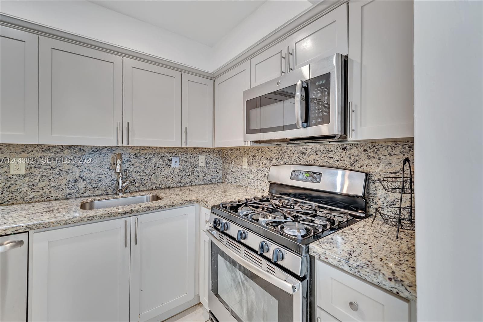 1205 Mariposa Ave # 307, Coral Gables, FL 33146 photo 4