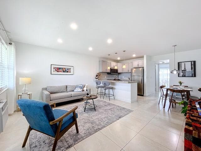 410 Chatham T, West Palm Beach, FL 33417 photo 5