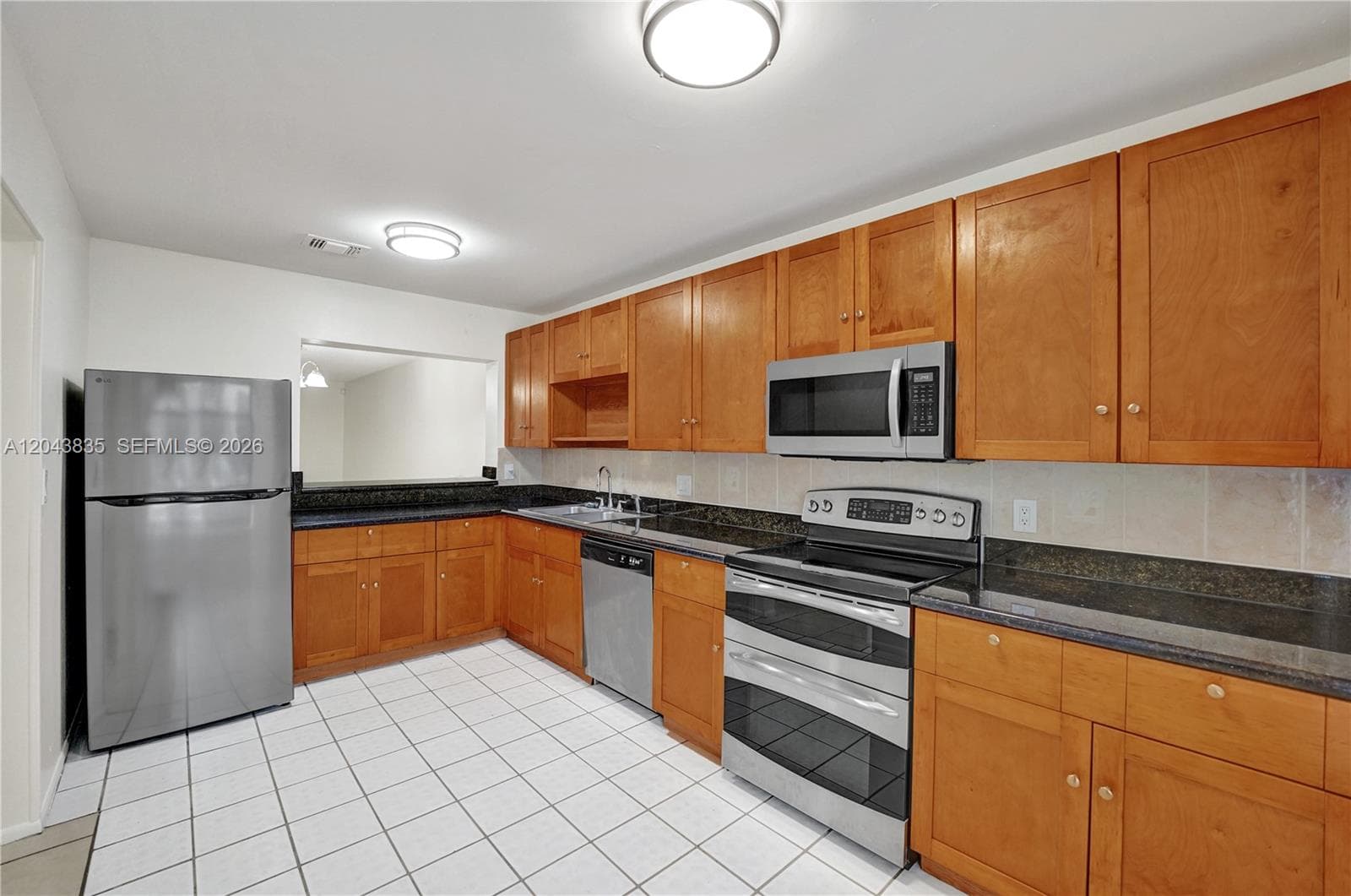 9220 NW 14th St # 272, Pembroke Pines, FL 33024 photo 4