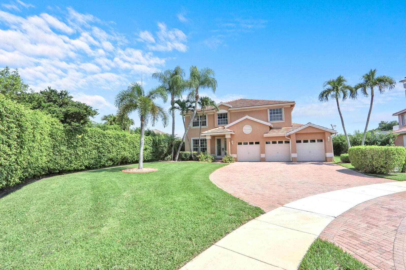 15861 Lisbon Court, Wellington, FL 33414 photo 2
