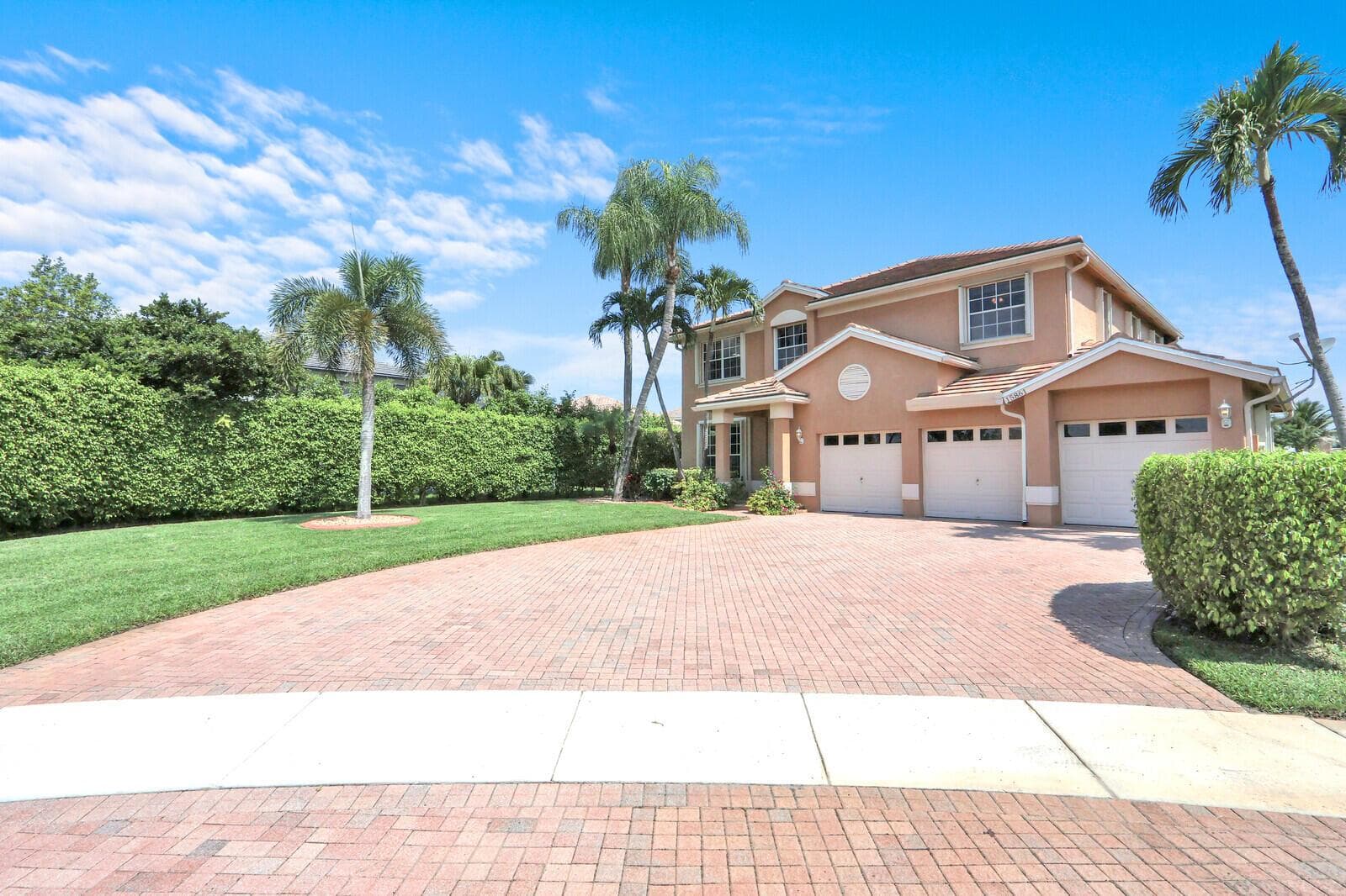 15861 Lisbon Court, Wellington, FL 33414 photo 3