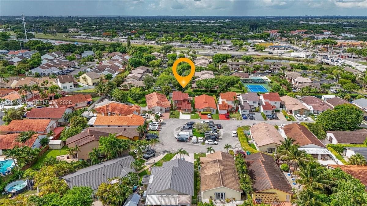 10528 SW 69th Ter, Miami, FL 33173 photo 4