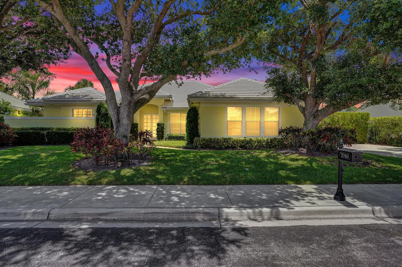 2760 Tecumseh Drive, West Palm Beach, FL 33409