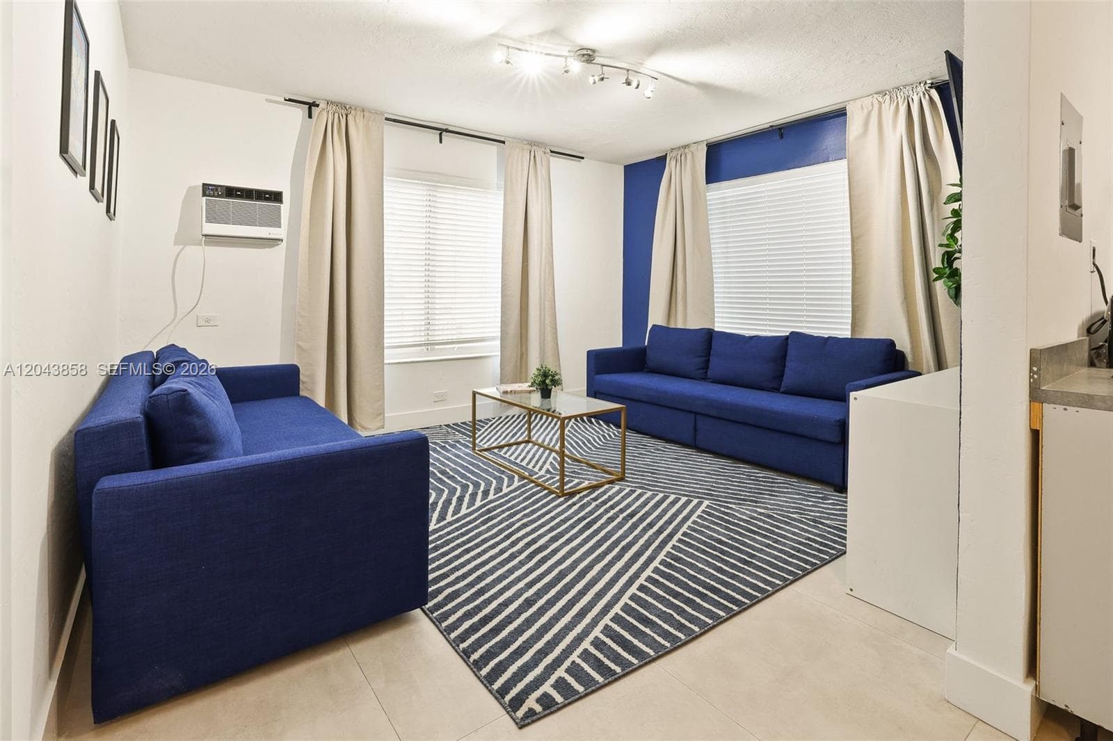 7340 Harding Ave # 4, Miami Beach, FL 33141
