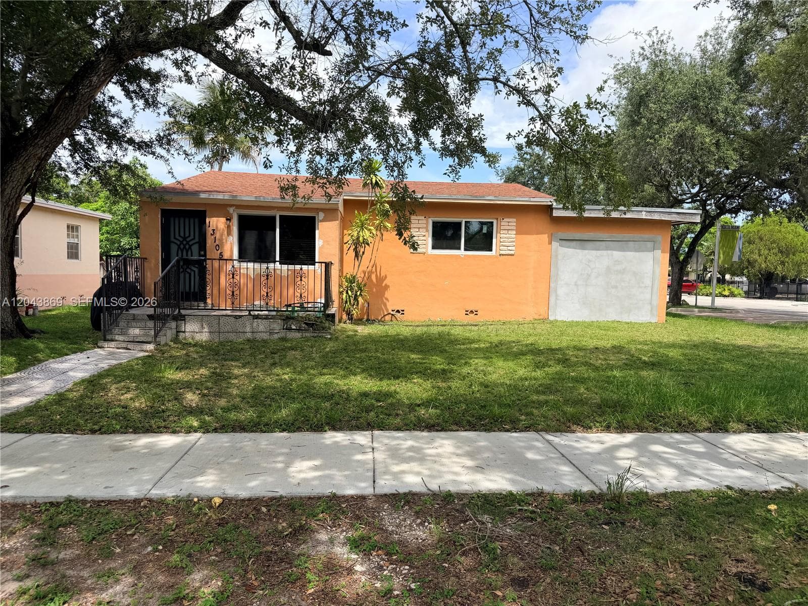 13105 NW 12th Ave, North Miami, FL 33168 photo 2